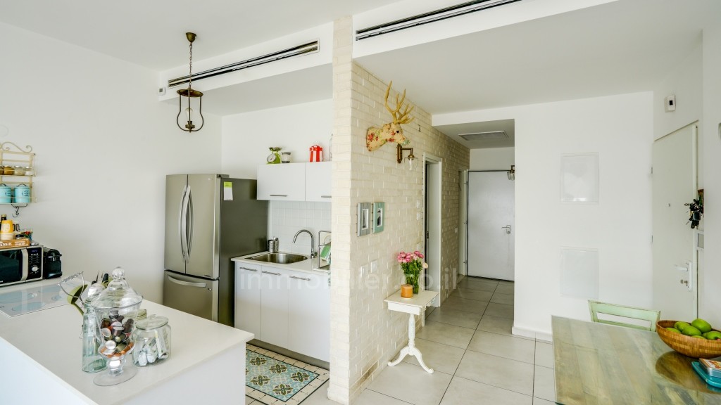 Apartamento 3 cômodos Tel Aviv Centro da cidade 464-IBL-23