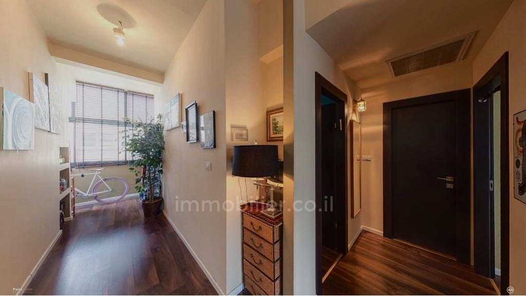 Apartamento 3.5 cômodos Tel Aviv Dizengof 464-IBL-25