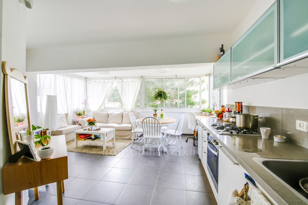 Duplex 4.5 cômodos Tel Aviv Hatsafon hayachan 464-IBL-26