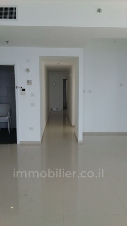 Apartamento 5 cômodos Bat yam Bat yam 473-IBL-105