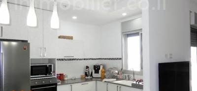Apartamento 4 cômodos Bat yam Bat yam 473-IBL-107