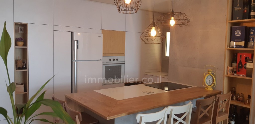 Apartamento 3 cômodos Bat yam Bat yam 473-IBL-110