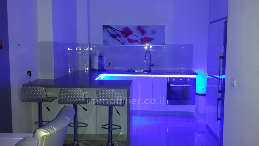 Apartamento 3 cômodos Bat yam Bat yam 473-IBL-169