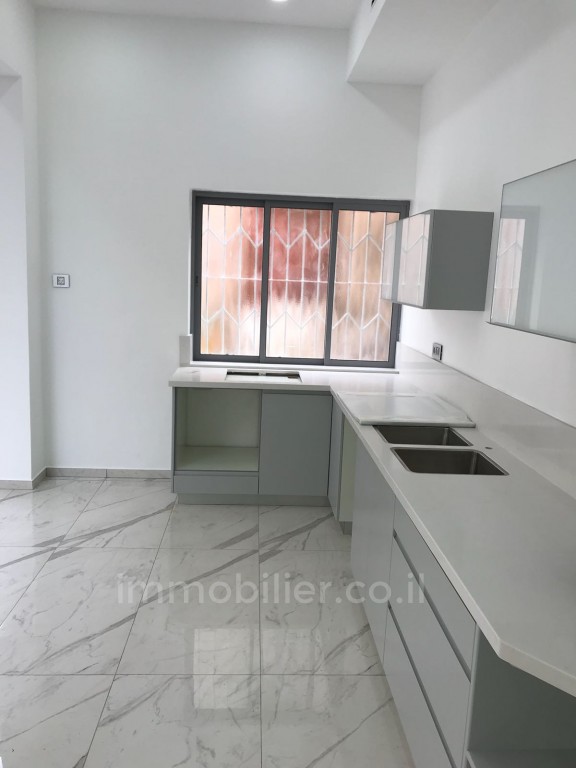 Apartamento 3 cômodos Bat yam Bat yam 473-IBL-171