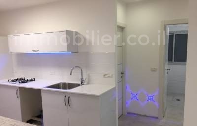 Apartamento 4 cômodos Bat yam Bat yam 473-IBL-188