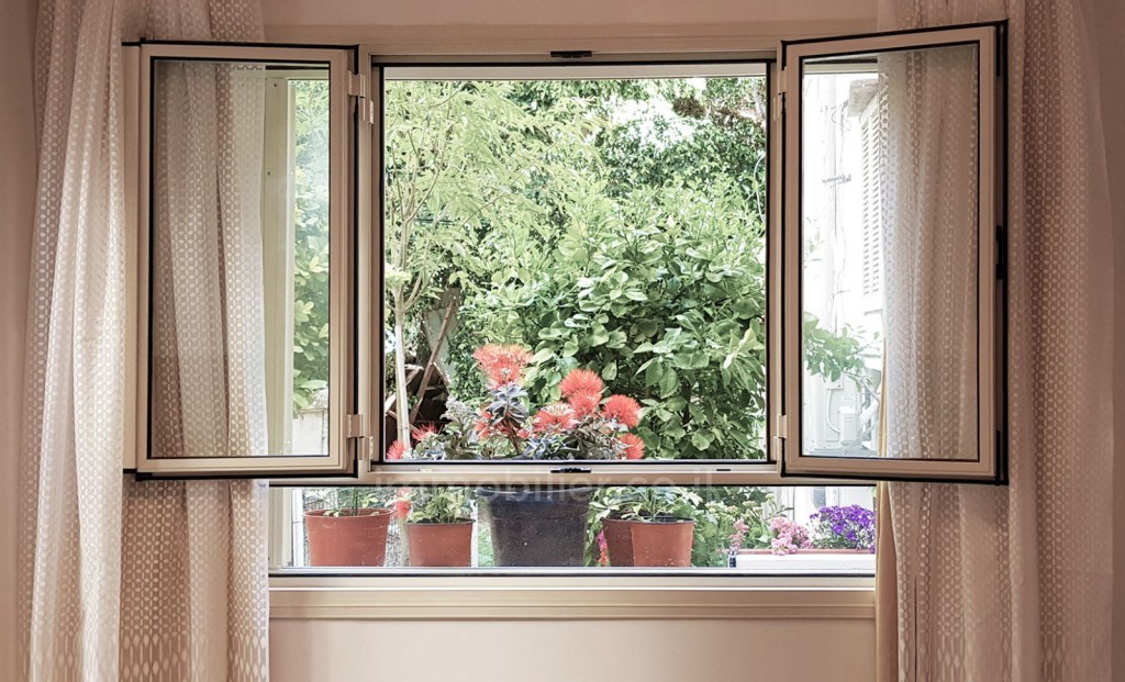 Apartamento 3 cômodos Tel Aviv Primeira linha de mar 473-IBL-228