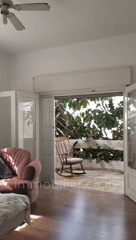 Apartamento 3 cômodos Tel Aviv Primeira linha de mar 473-IBL-228