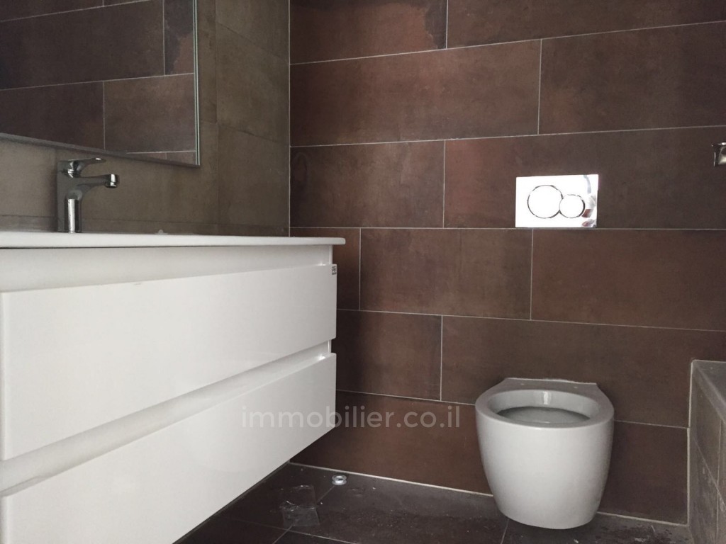 Apartamento 5 cômodos Tel Aviv Ganey hasarona 473-IBL-232