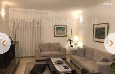 Apartamento 5 cômodos Netanya Centro da cidade 473-IBL-254