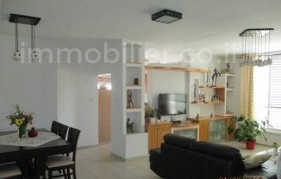 Apartamento 5 cômodos Netanya Centro da cidade 473-IBL-255