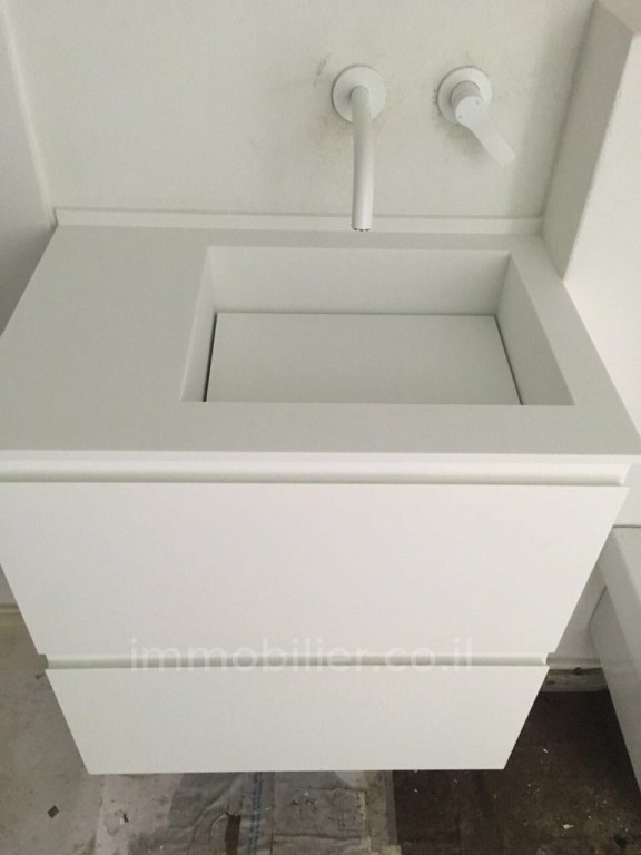 Apartamento 3 cômodos Tel Aviv Centro da cidade 473-IBL-260