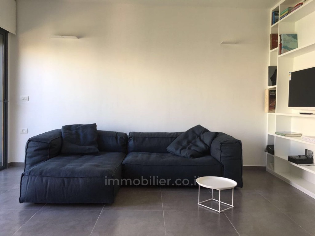 Apartamento 3 cômodos Tel Aviv Centro da cidade 473-IBL-260