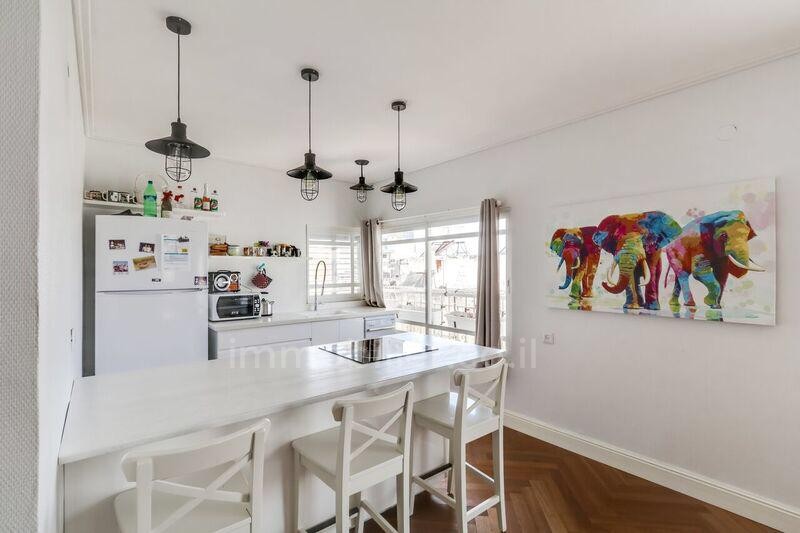 Apartamento 2.5 cômodos Tel Aviv Centro da cidade 473-IBL-261