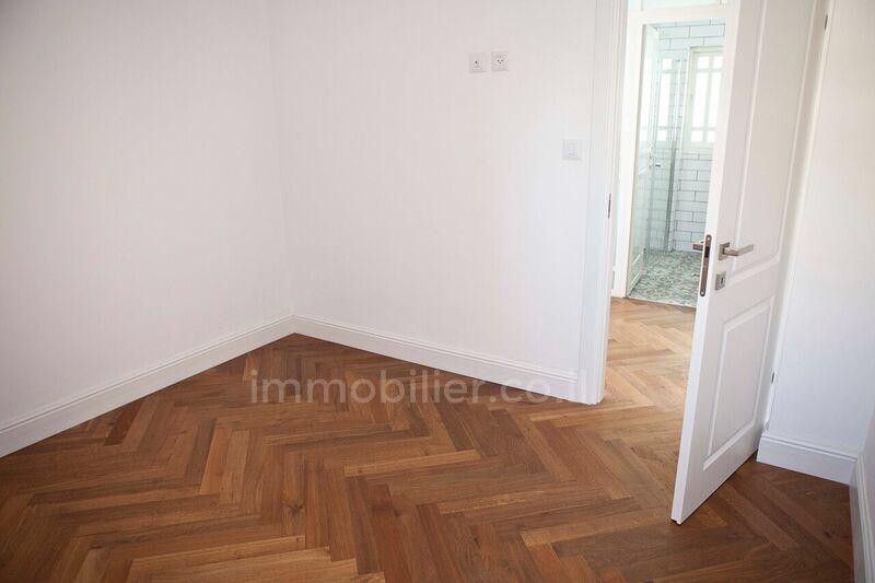 Apartamento 2.5 cômodos Tel Aviv Centro da cidade 473-IBL-261