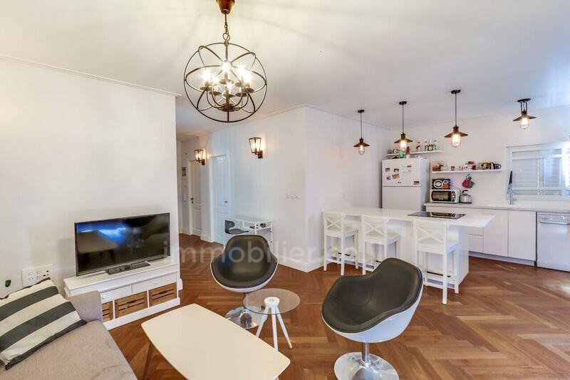 Apartamento 2.5 cômodos Tel Aviv Centro da cidade 473-IBL-261