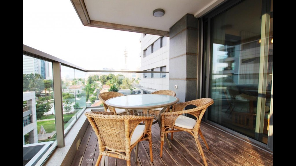 Apartamento 4 cômodos Tel Aviv Sarona 473-IBL-262