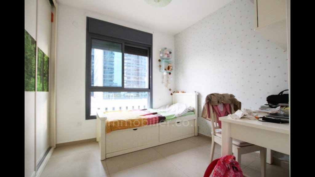 Apartamento 4 cômodos Tel Aviv Sarona 473-IBL-262