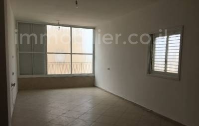 Apartamento 3 cômodos Bat yam Bat yam 473-IBL-271
