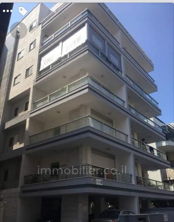 Apartamento 3 cômodos Bat yam Bat yam 473-IBL-272
