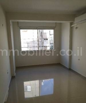 Apartamento 5.5 cômodos Bat yam Bat yam 473-IBL-90