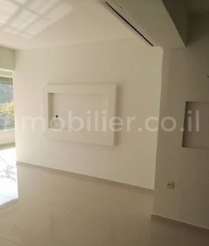 Apartamento 5.5 cômodos Bat yam Bat yam 473-IBL-90