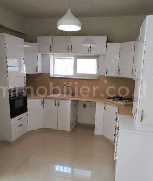 Apartamento 5.5 cômodos Bat yam Bat yam 473-IBL-90