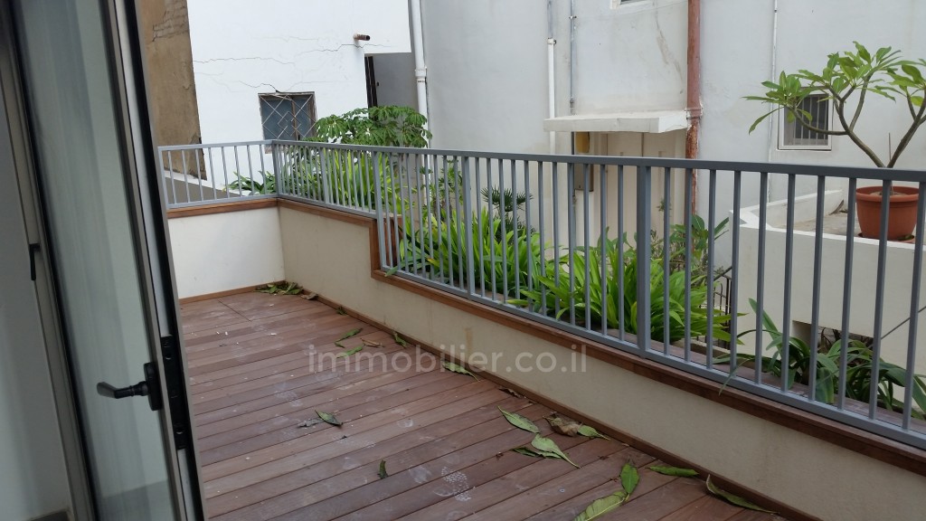 Apartamento garden 4 cômodos Tel Aviv Kerem Hatemanim 476-IBL-18