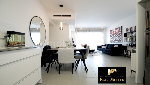 Venda Apartamento Kfar Yona