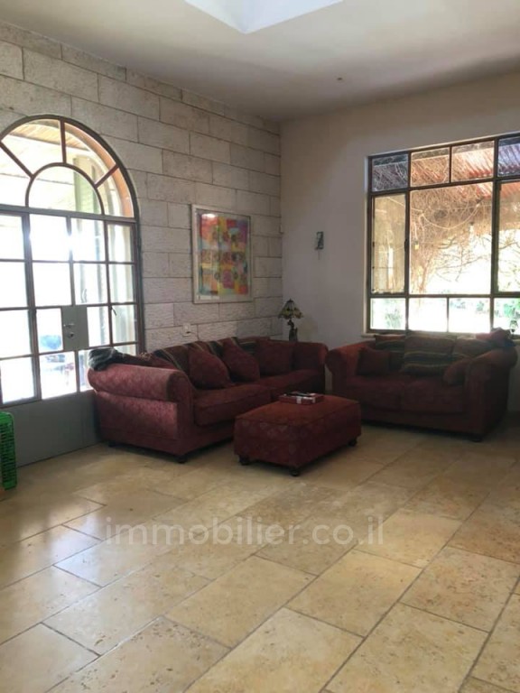 Casarão 10 cômodos Benyamina Benyamina 481-IBL-14