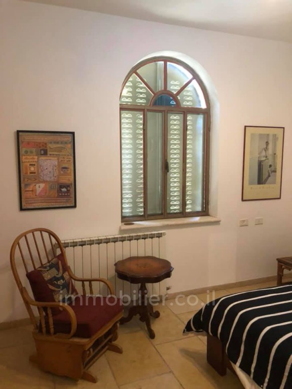 Casarão 10 cômodos Benyamina Benyamina 481-IBL-14