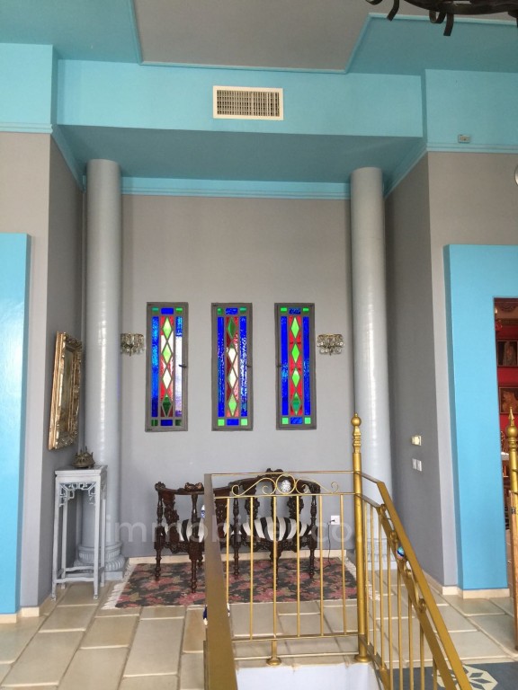 Casarão 7 cômodos Benyamina Benyamina 481-IBL-2