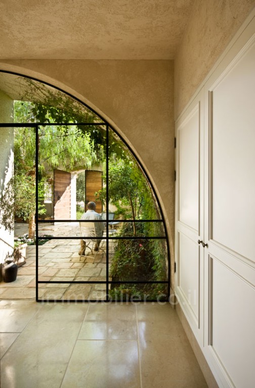 Casarão 7 cômodos Cesareia Cesareia 481-IBL-5