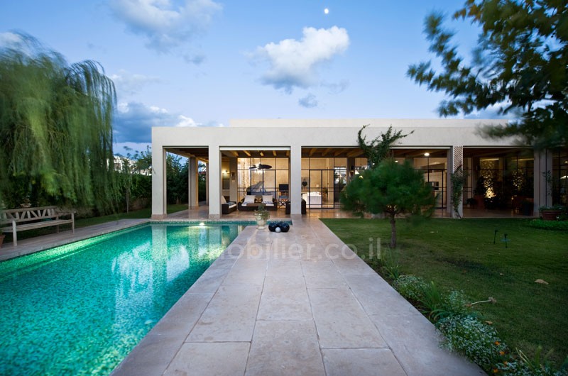 Casarão 7 cômodos Cesareia Cesareia 481-IBL-5