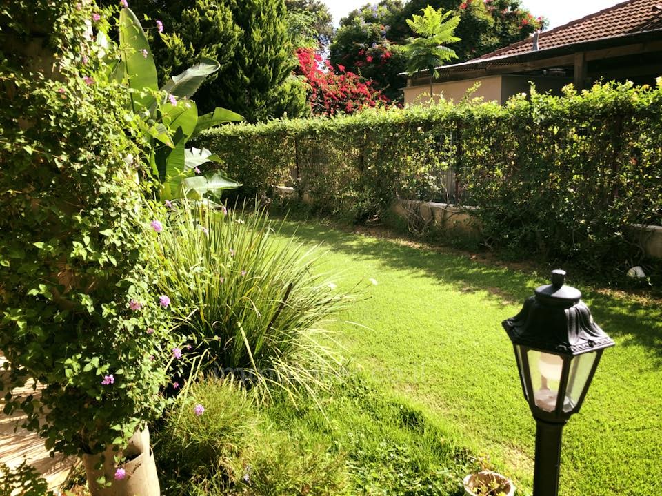 Casarão 7 cômodos Benyamina Benyamina 481-IBL-8