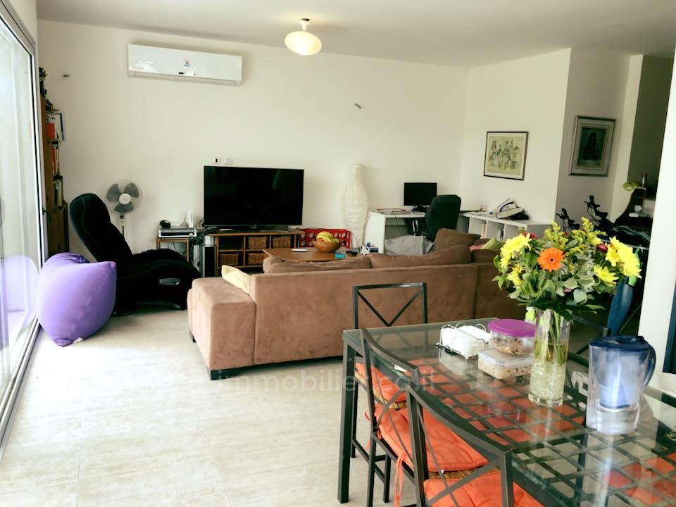 Casarão 7 cômodos Benyamina Benyamina 481-IBL-9