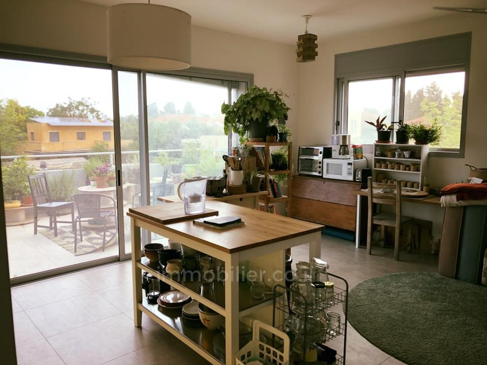 Casarão 7 cômodos Benyamina Benyamina 481-IBL-9