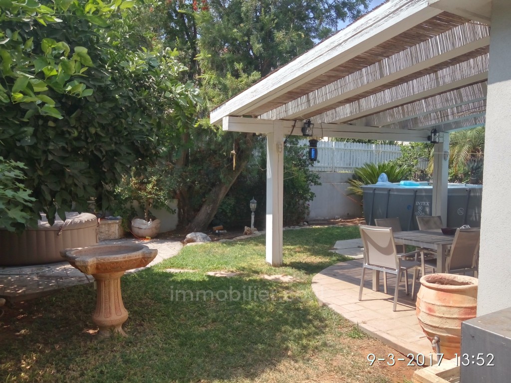 Casarão 6 cômodos Raanana Perto do centro 486-IBL-17