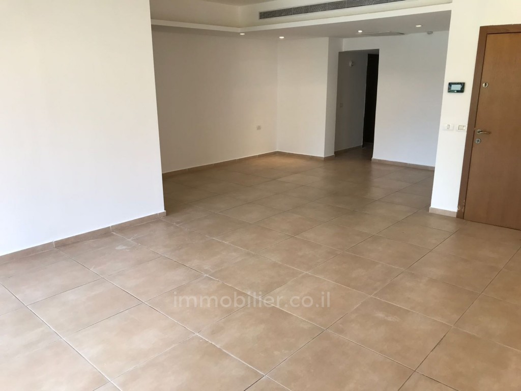Apartamento 6 cômodos Raanana oeste 486-IBL-25