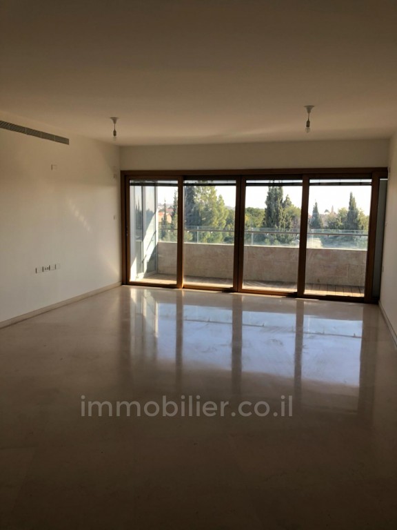 Apartamento 5 cômodos Jerusalém Talbieh 488-IBL-22