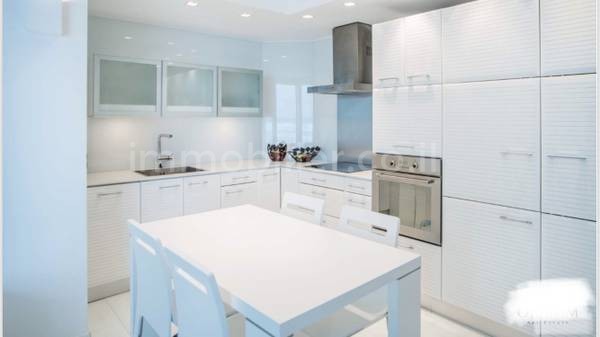 Apartamento 2 cômodos Tel Aviv Primeira linha de mar 488-IBL-31