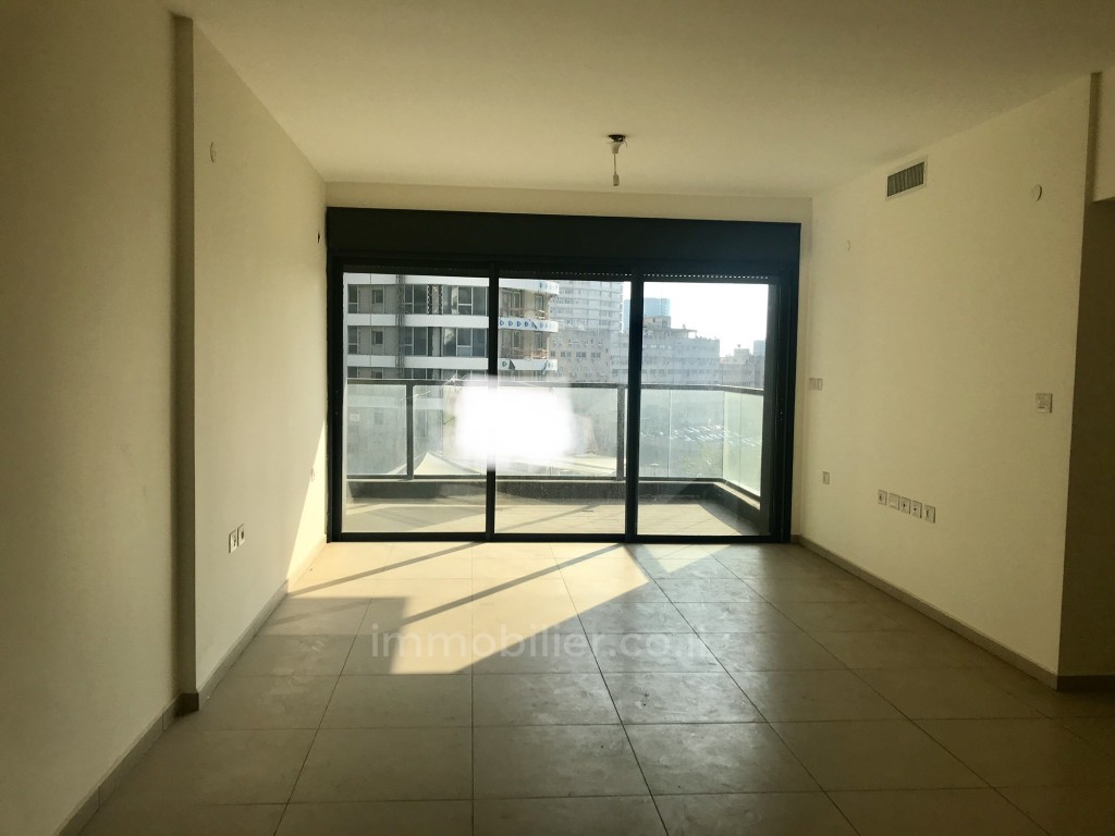 Apartamento 4 cômodos Tel Aviv Sarona 488-IBL-5
