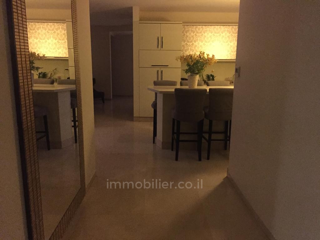 Apartamento 6 cômodos Jerusalém Beit Vagan 492-IBL-12