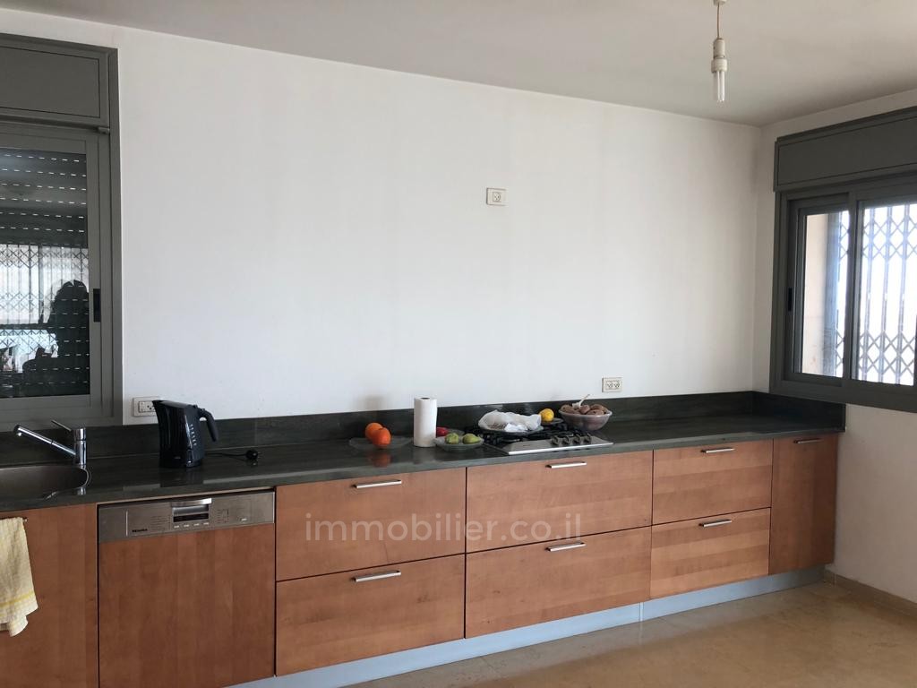 Apartamento 5 cômodos Jerusalém Holyland 492-IBL-1
