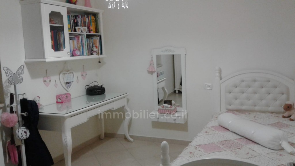 Apartamento 5 cômodos Jerusalém Beit Vagan 492-IBL-4