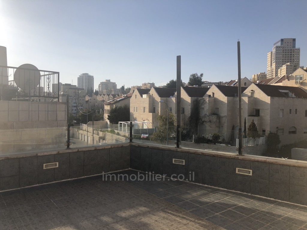 Casarão 6 cômodos Jerusalém Beit Vagan 492-IBL-6