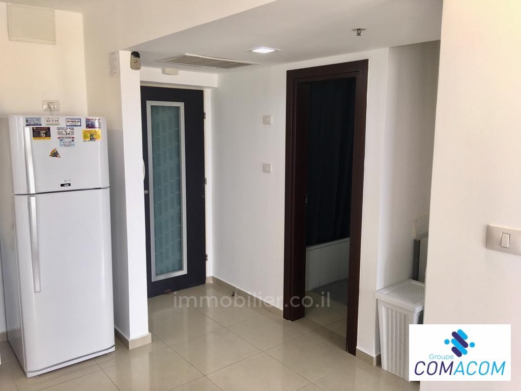 Apartamento 2 cômodos Ashdod Alef 511-IBL-1030