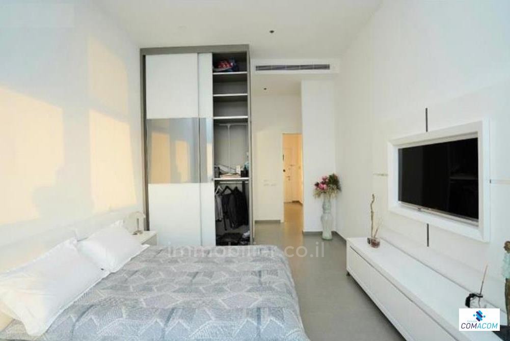Apartamento 5 cômodos Ashdod City 511-IBL-1105