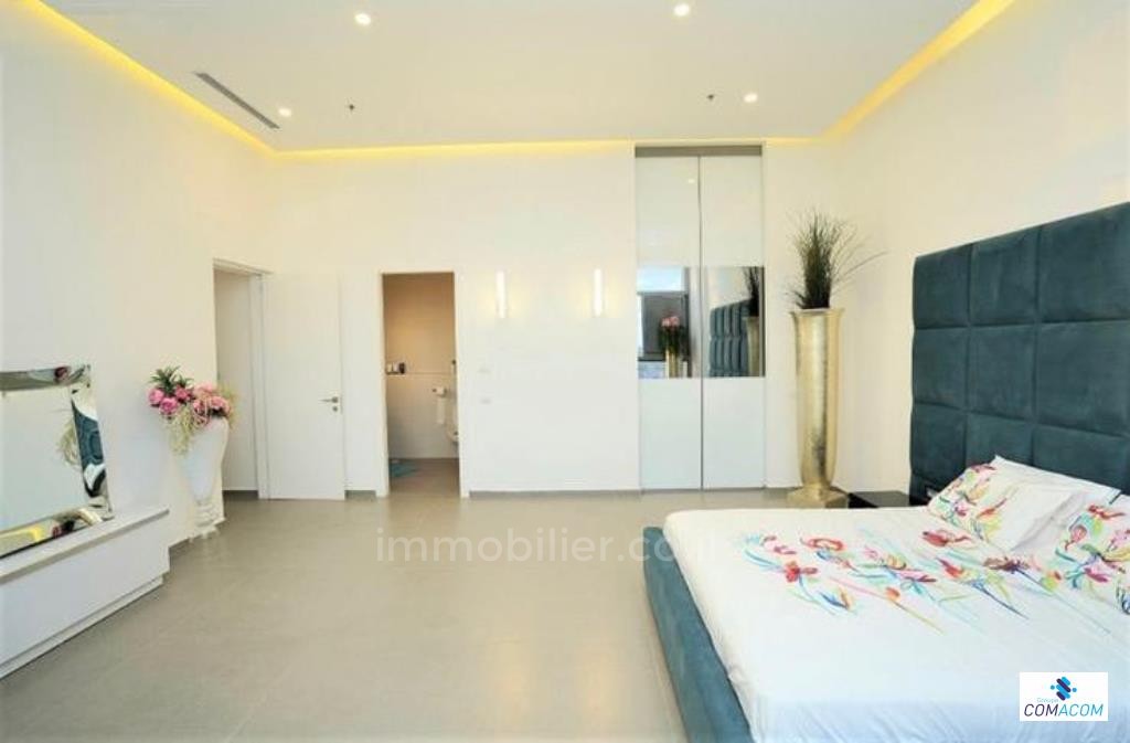 Apartamento 5 cômodos Ashdod City 511-IBL-1105