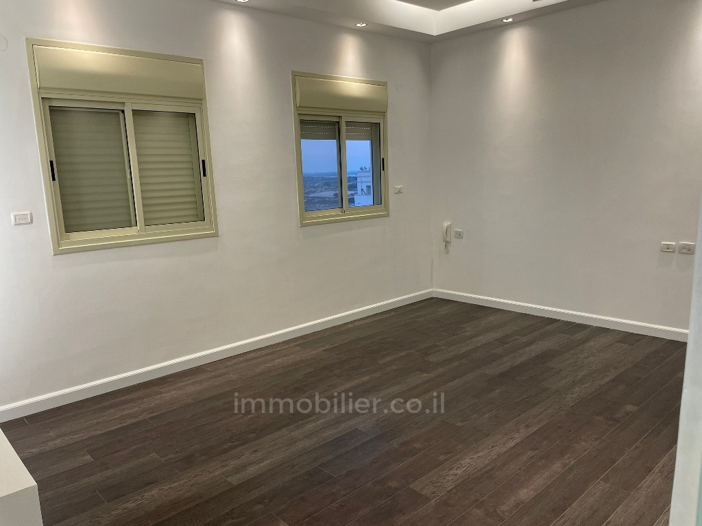 Cobertura 5 cômodos Ashdod Tet Zain 511-IBL-1172