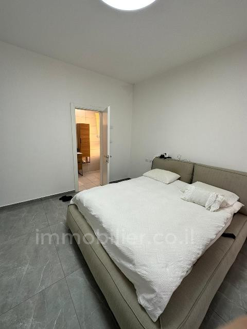 Apartamento 5 cômodos Ashdod Mar 511-IBL-1351